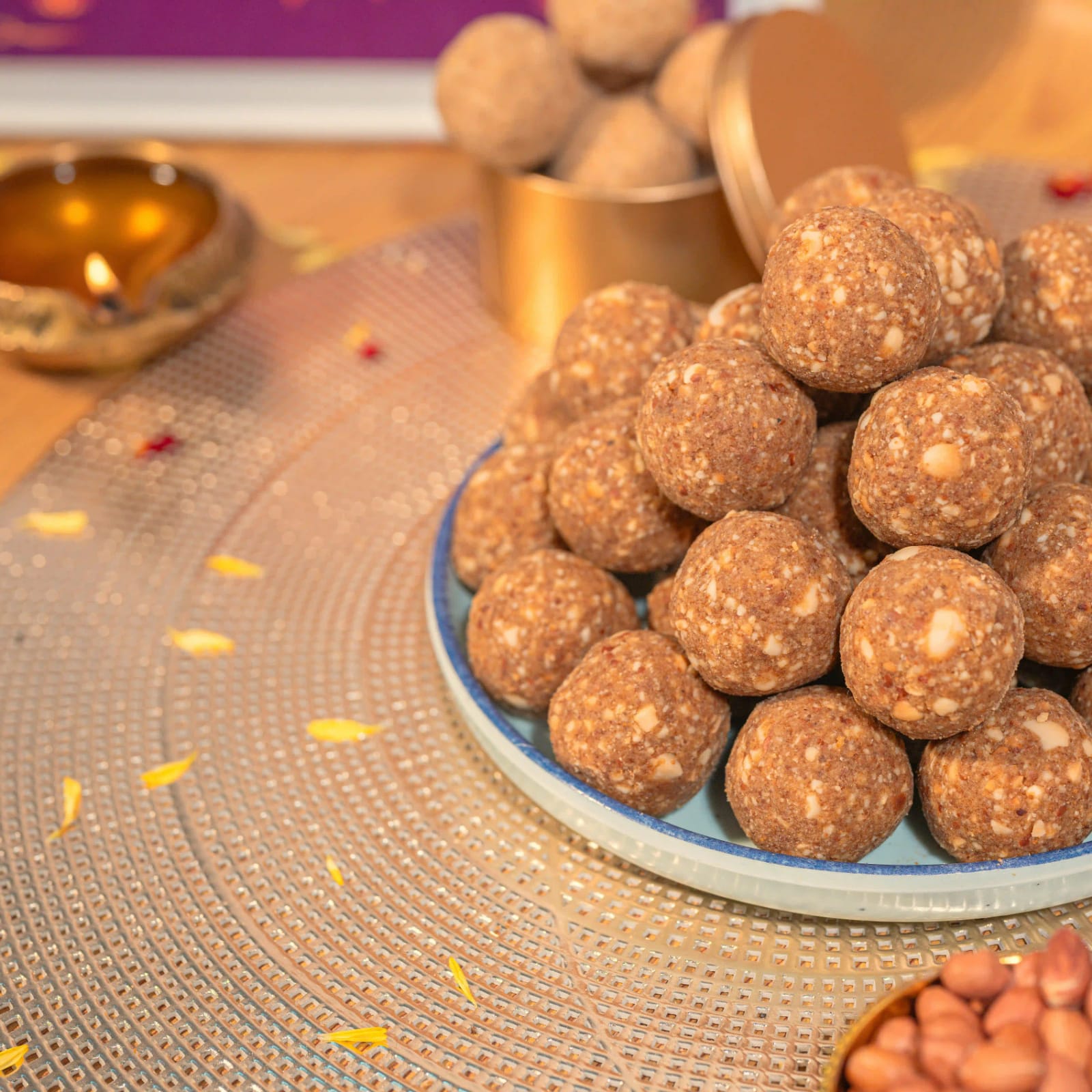 Nilakadalai laddu(நிலக்கடலை லட்டு)